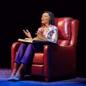 Interview: Lisa Reneé Pitts of A BEAUTIFUL NOISE: THE NEIL DIAMOND MUSICAL at…