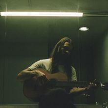 Saunder Jurriaans Releases Psychedelic, 360-Degree Video For 'All Just Talkin'