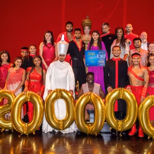 Feature: CAST AIDA ONTVANGT GOUDEN TICKET AWARD VOOR MEER DAN 200.000 VERKOCHTE…