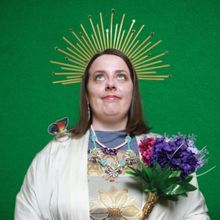 Review: NIAMH DENYER: GET BLESSED!, Pleasance Theatre