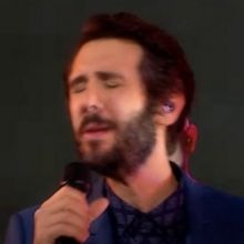 VIDEO: Josh Groban Performs 'Angels', Discusses Inauguration Performances, and More o