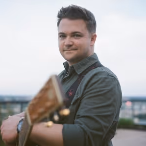 Hunter Hayes Releases Reimagined Version of 'In a Song'