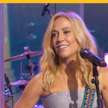 Sheryl Crow Performs 'If It Makes You Happy' On GMA Summer Concert Series