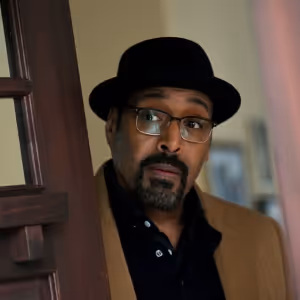 Video: Jesse L. Martin Is Heading Into Season 2 of THE IRRATIONAL