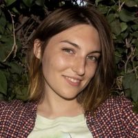 VIDEO: Naomi Alligator Shares Video for New Single 'Blue for You'