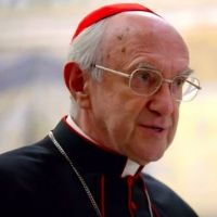 VIDEO: Jonathan Pryce and Anthony Hopkins Star in THE TWO POPES Trailer