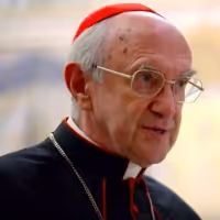 VIDEO: Jonathan Pryce and Anthony Hopkins Star in THE TWO POPES Trailer Video