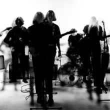 VIDEO: flipturn Releases Performance Visual for 'Whales'