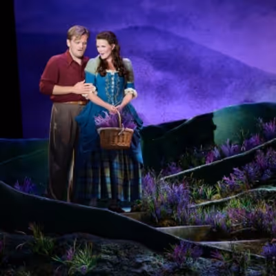 Review: BRIGADOON at Village Theatre