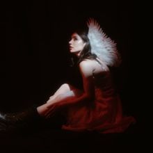 Chrissy Costanza Releases Highly Anticipated Debut Solo EP 'VII'