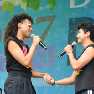 Photos: & JULIET, BOOP! & More Kick off Broadway in Bryant Park 2025