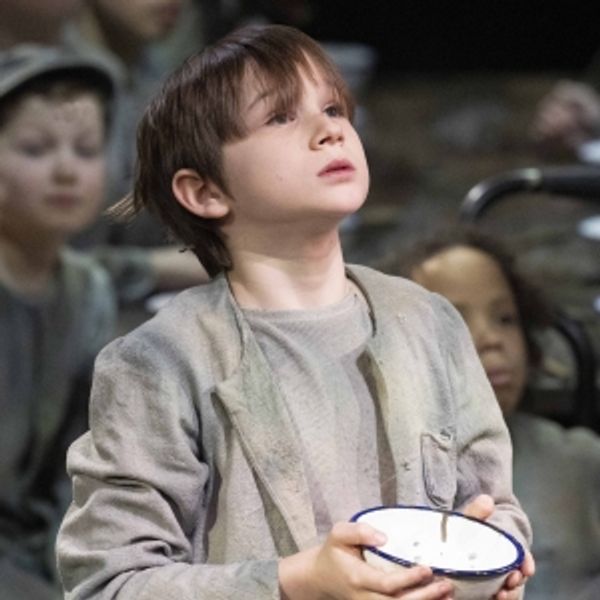 Video/Photos: First Look At OLIVER! At Leeds Playhouse - UK Regional Theater Video