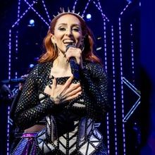 Kelsie Watts Sets Final Performance in SIX; Jasmine Forsberg to Return