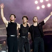 Jonas Brothers Add New East Coast Dates to 'Greetings From Your Hometown' Tour