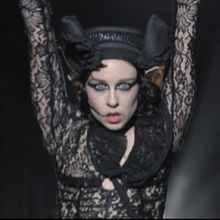 Video: Allie X Unveils Bewitching Video For 'Black Eye'