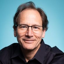 Award-Winning Pianist David Korevaar To Perform At Lakewood Gardens December 3