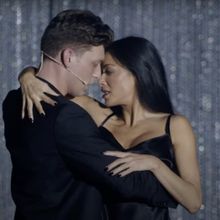 Video: Get a First Look at the Trailer for SUNSET BOULEVARD, Starring Nicole Scherzin