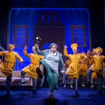 Review: MRS DOUBTFIRE at Östgötateatern