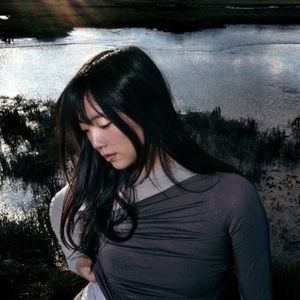 Sarah Kinsley Unveils New Song 'Last Time We Never Meet Again' From LP