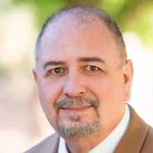 Arizona Masterworks Chorale Names Darren Herring as New Music Director