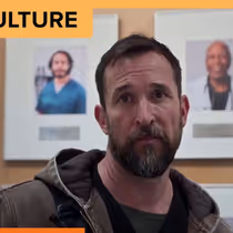 Noah Wyle's Dr. Robby Returns for First Day Back in THE PITT Season 3 Footage