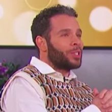 VIDEO: Robin de Jesús Discusses His Mom's Reaction to His First Tony Nomination on T