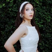 Laufey Signs to Interscope Records/Verve Records