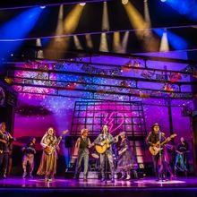 Review Roundup: IN DREAMS, Starring Lena Hall and Oliver Tompsett, Opens at Leeds Pla