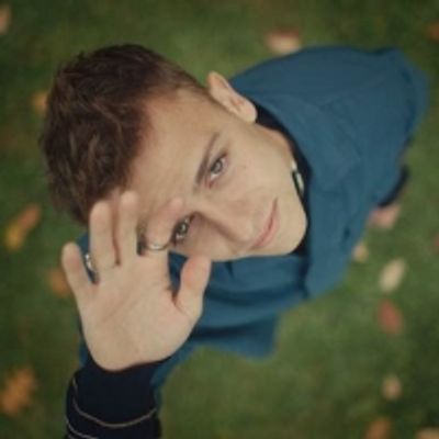Scott Helman Shares New Video for 'Lois'