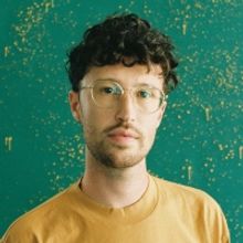 Phil Good Releases Cover of 'Float On'