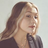 Bre Kennedy Shares Intimate EP 'Note To Self (Acoustic)'