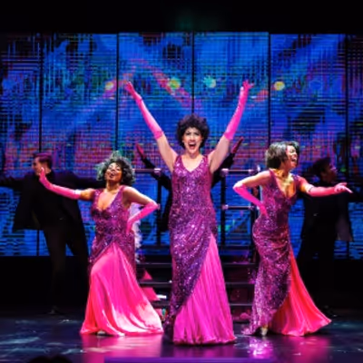 Review: DREAMGIRLS at New Theatre & Restaurant