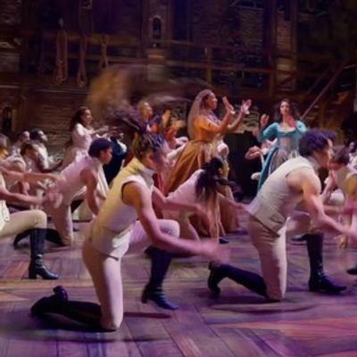 Video: HAMILTON Cast Performs Mash-Up With RAYE's 'Where Is My Husband'