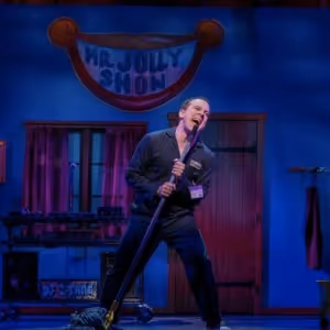 Review: MRS. DOUBTFIRE: The Musical at ASU Gammage
