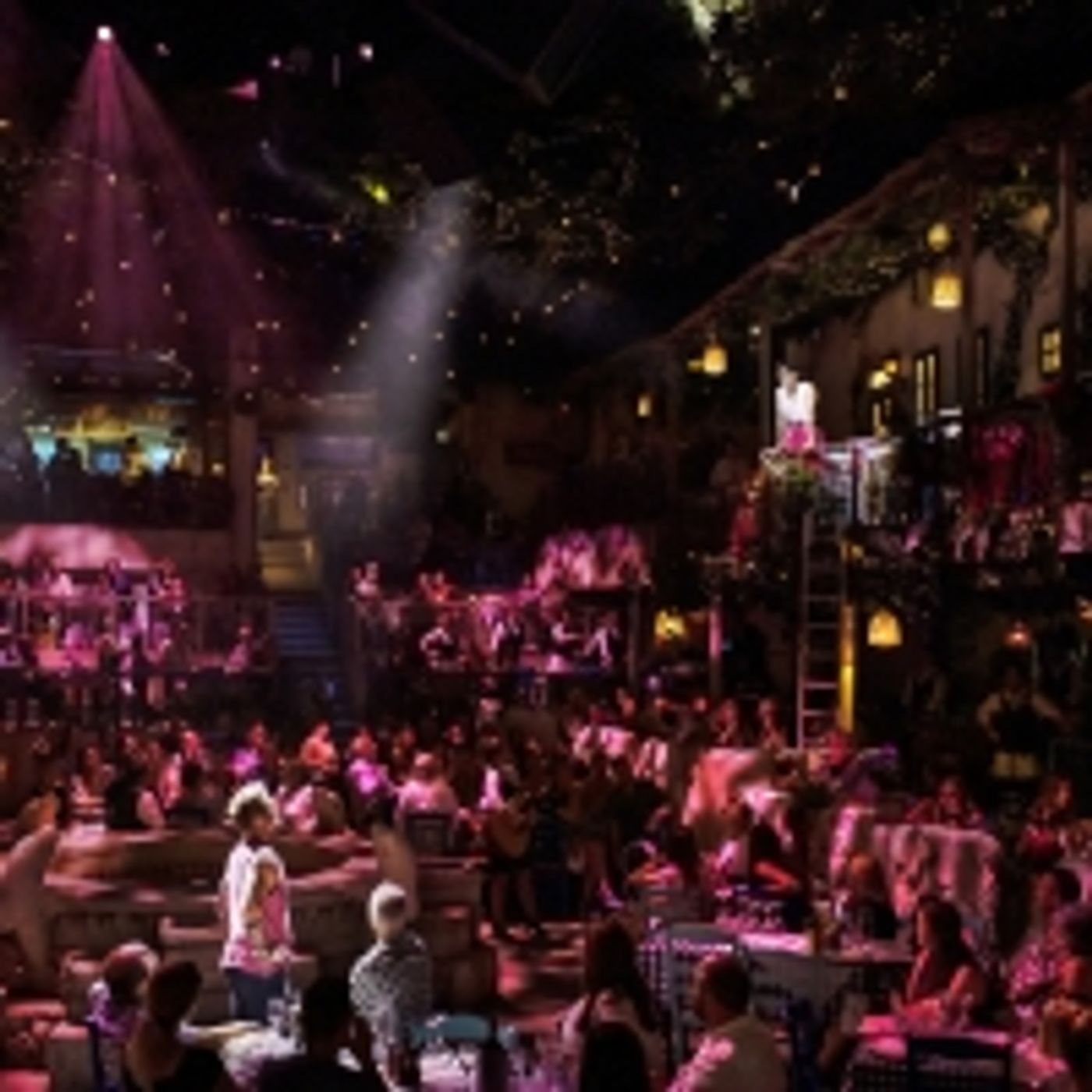 Wake Up With BWW 8/30: MOULIN ROUGE! Cast Album, MERRILY Film, and More!  Image