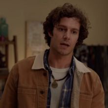 VIDEO: Adam Brody Guest Stars in This Clip from SINGLE PARENTS!