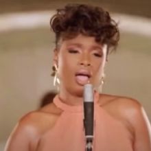 VIDEO: Jennifer Hudson Performs 'A Change Is Gonna Come' at the Democratic National C