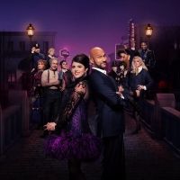 Streaming Review: SCHMIGADOON/SCHMICAGO Schmamelessly Delicious Theivery On Apple TV+