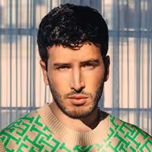 Sebastián Yatra's Summer Smash 'Vagabundo' Reaches Platinum Status in the U.S.