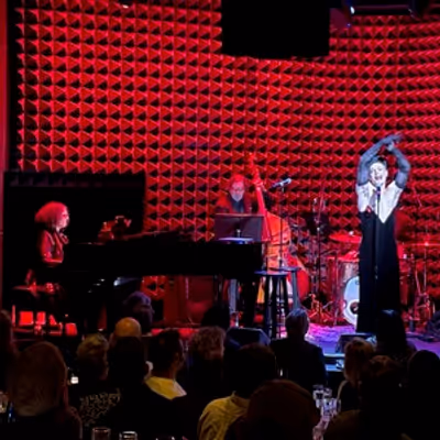 Review: The Ever Divine Kim David Smith Dazzled In COMME UNE FOLLE at Joe's Pub