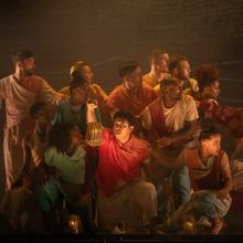 Review: MESSAGE IN A BOTTLE, Peacock Theatre