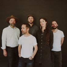 Driftwood Shares Driving New Single 'Every Which Way But Loose'