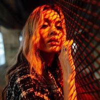 DYLYN Announces Debut Full-Length Album 'The Sixty90s'