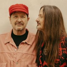 Redd Kross Shares 'Born Innocent' Single From Upcoming Double Album