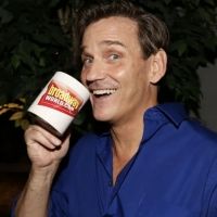 Wake Up With BWW 1/27: The Broadway League Offers Help With Vaccination Efforts, and…