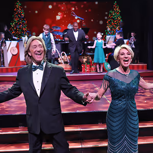 A BEEF & BOARDS CHRISTMAS Returns Through December 31