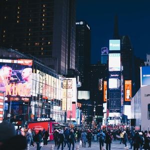 BroadwayWorld Cabaret Is Seeking Writers and Photographers