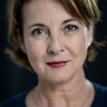 BWW Feature: ANNE-MIEKE RUYTEN SPEELT MEVROUW BONGAERTS IN DAGBOEK VAN EEN HERDERSHON