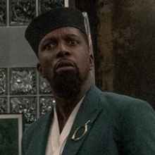 How to Watch GLASS ONION: A KNIVES OUT MYSTERY on Netflix