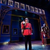 BWW Review: Virginia Repertory Theatre's A GENTLEMAN'S GUIDE TO LOVE AND MURDER is a…